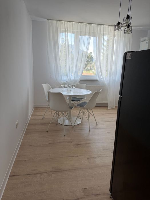 Apartament de închiriat
