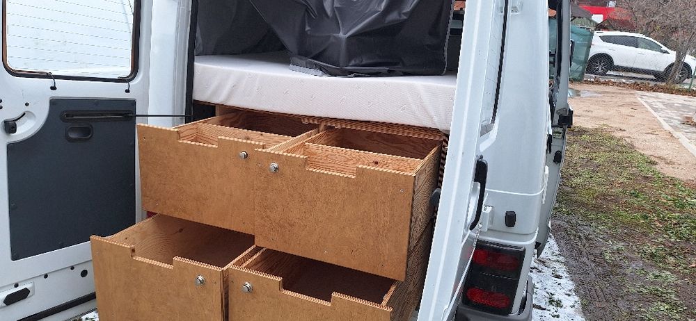 Рено Трафик КАТО НОВ 2.2 бензин