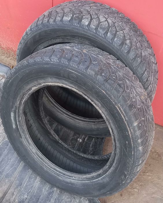 Продам зимние шины 185 65 р15 Пара за 15т.