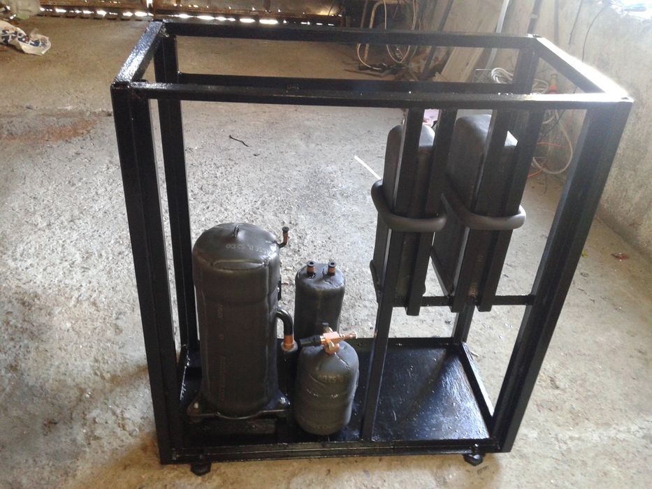 Термопомпа вода вода , земя вода  9 киловата .