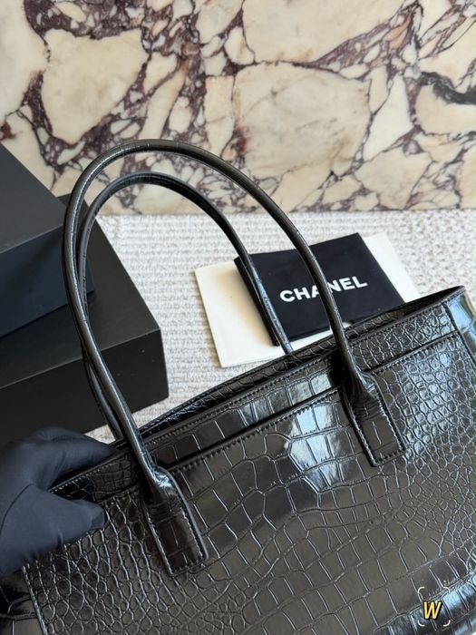 Geanta Chanel shopping bag piele naturala pe comanda