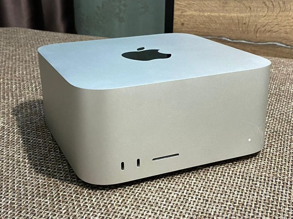 Apple Mac Studio m1 max / 32 / 1024