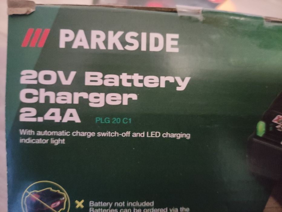 Set baterie 20 v 2 ah plus incarcator 2,4 ah Parkside