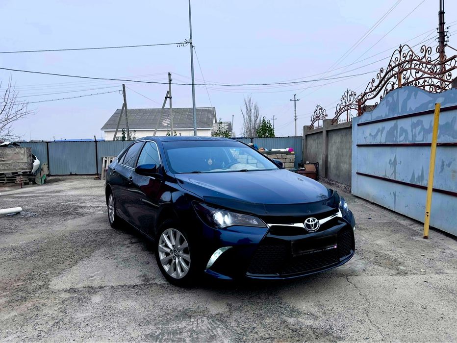 Автомашина Тойота Камри