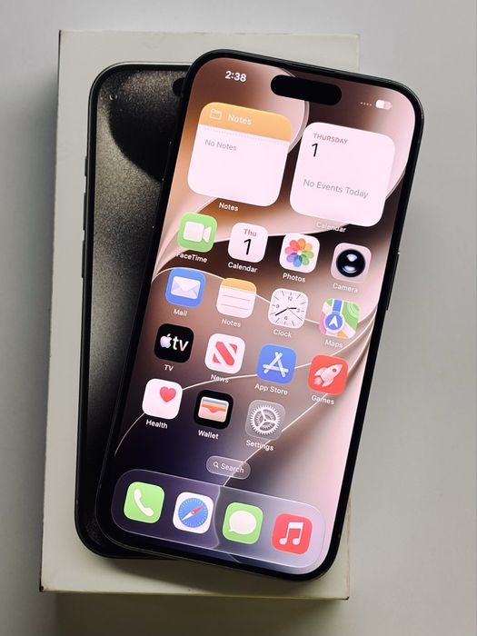 iPhone 15 Pro Titanium 93% battery