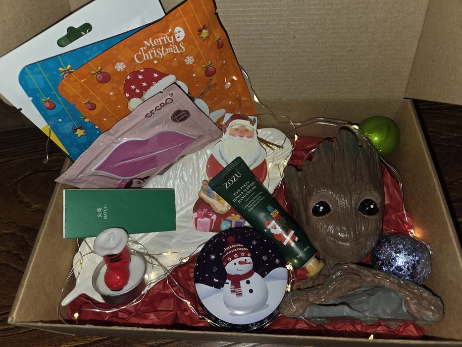 Новогодние подарки боксы