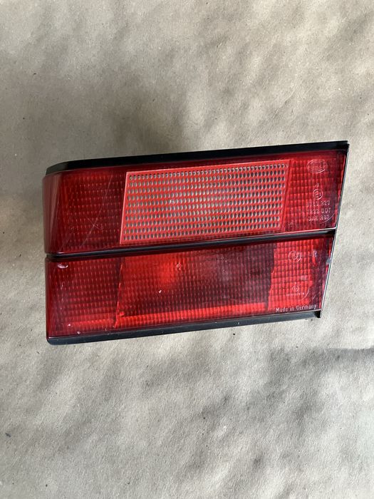 Фонарь задний bmw e34