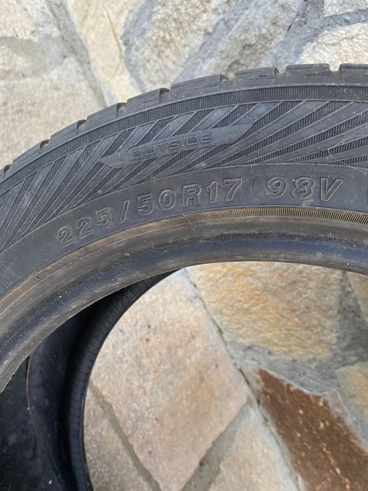 Зимни Гуми YOKOHAMA 225/50 R17