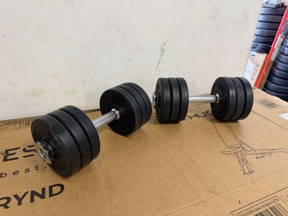 Gantere reglabile noi set  20 kg. 10 kg+10 kg=20 kg. Noi pret promo 150 lei
