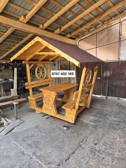 Foisor rustic din lemn masiv set masă cu băncute rustic