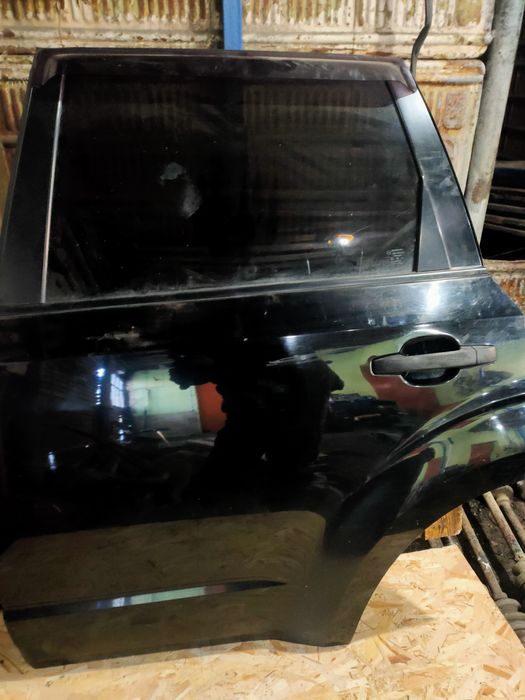 Дверь Subaru forester