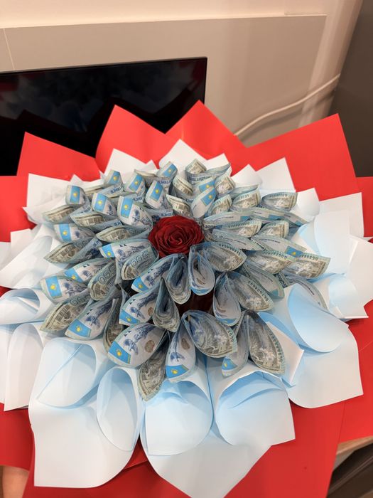 Денежный букет/ ЛЕВЫЙ БЕРЕГ