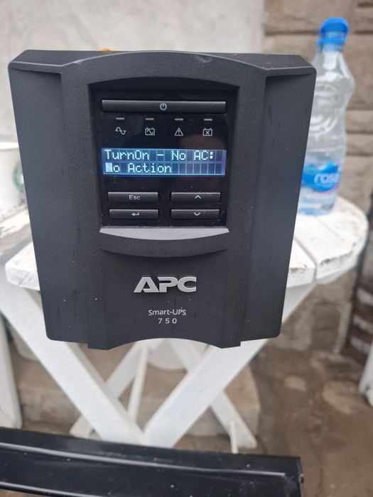 UPS APC SMT750IC Smart-UPS 750VA/230V, Line Interactive, Tower