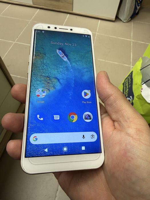 General Mobile GM8 32gb - отличен