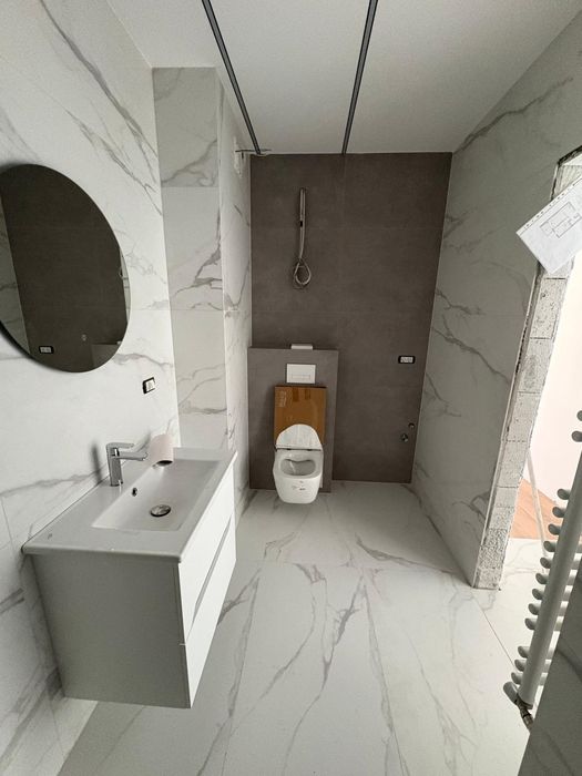 Apartament 2 camere+ parcare adora park bl.8