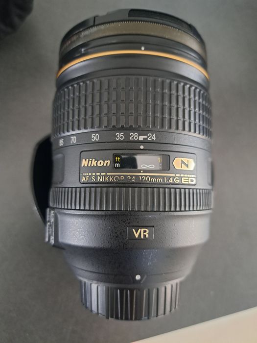 Lentila Nikon 24-120 f4.0 in stare buna D4