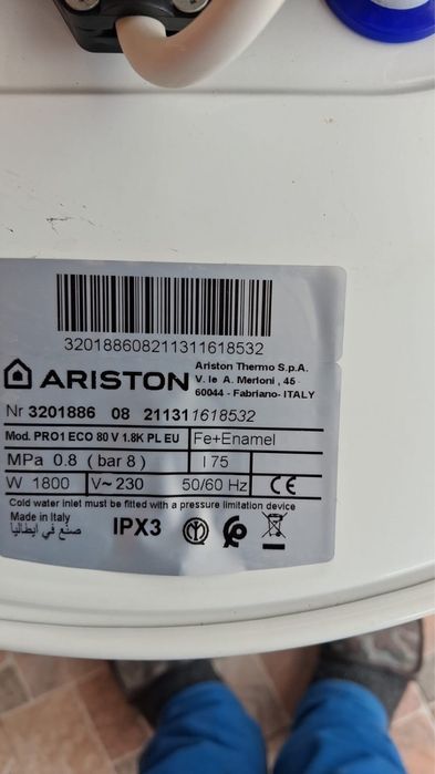 Boiler ariston 80 litri folosit un an