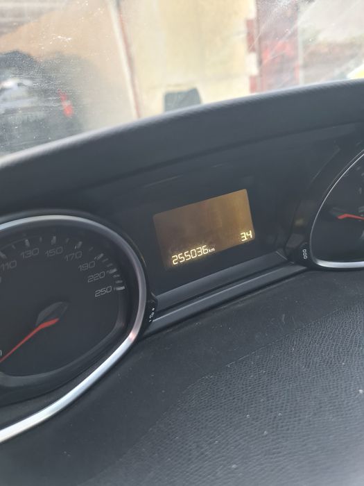 Пежо 308. 1.6HD.