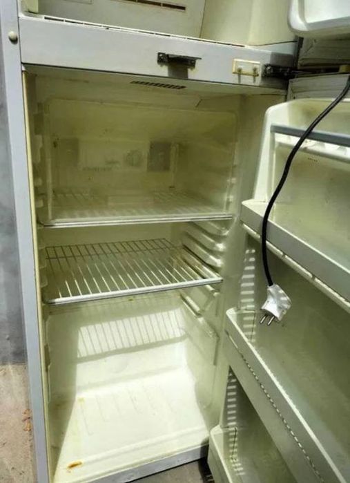 Продам Холодильник бу