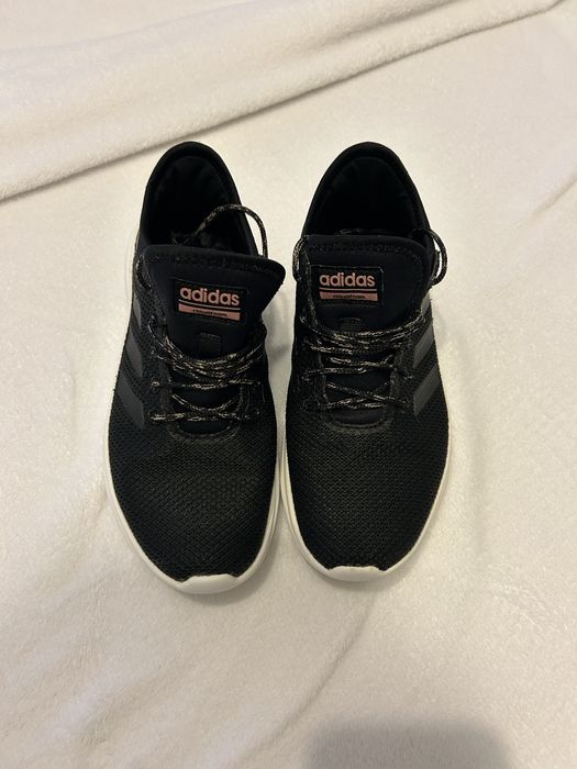 Adidasi Addidas,marime36 jumate,impecapili