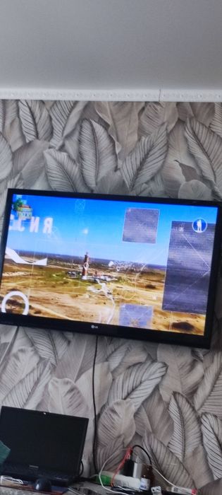 Продам телевизор LG