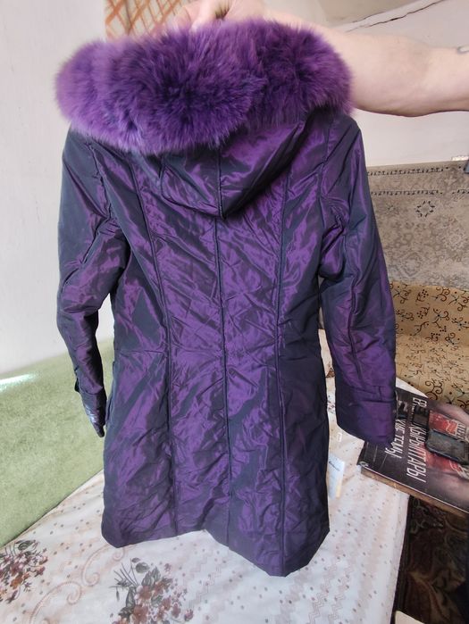 Продам зимние куртки