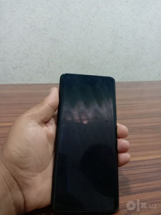 Redmi not15 sotiladi aybi yuq ochilmagan radnoy
