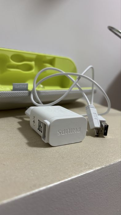 Periuta de dinti electrica smart Philips Sonicare Diamond Clean