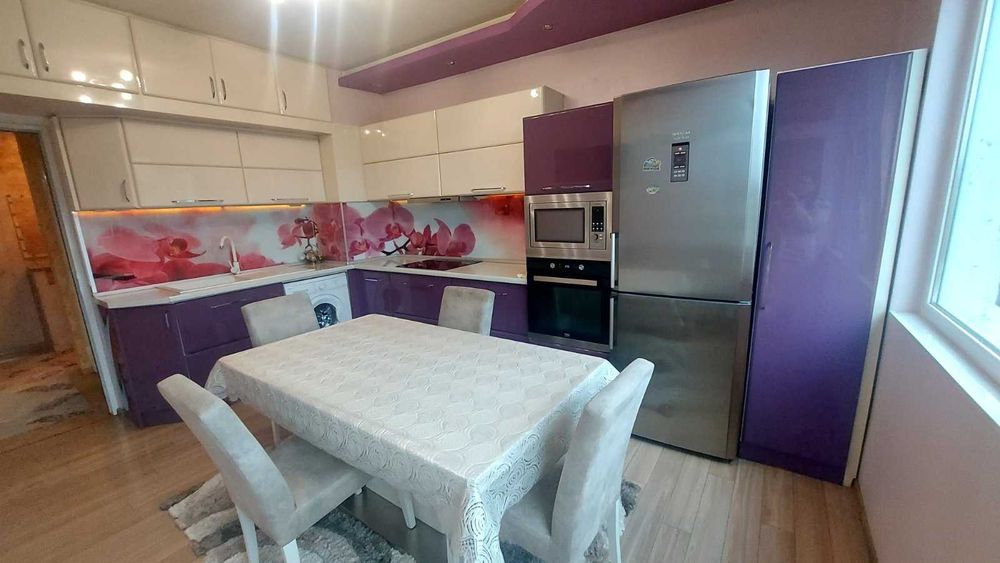 Тристаен апартамент в кв.Училищни,гр. Хасково