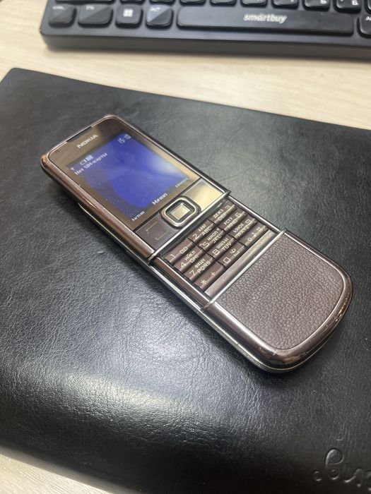 Продаю Nokia 8800 art