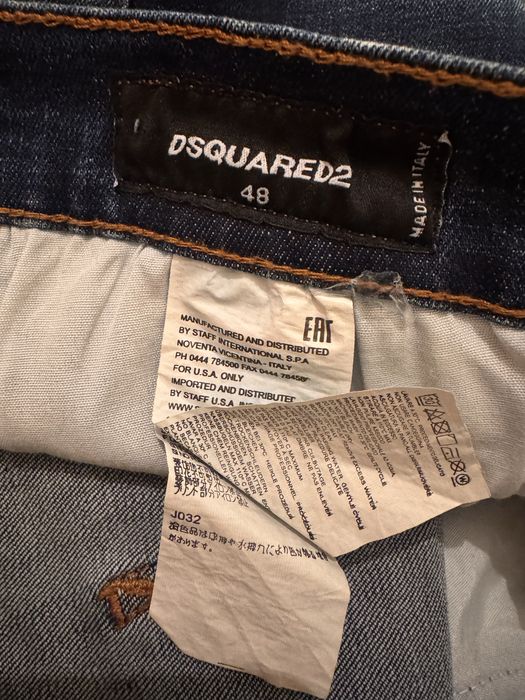 Blugi scurti Dsquared2 marimea 48