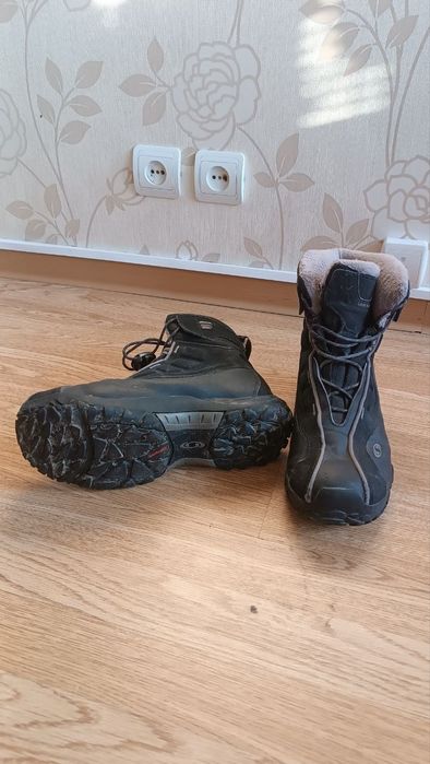 Зимние трекинговые ботинки Salomon B52