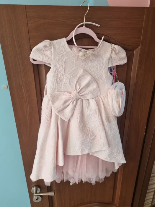 Официална детска рокля 122 р-р