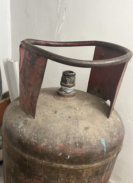 Продам газ баллон