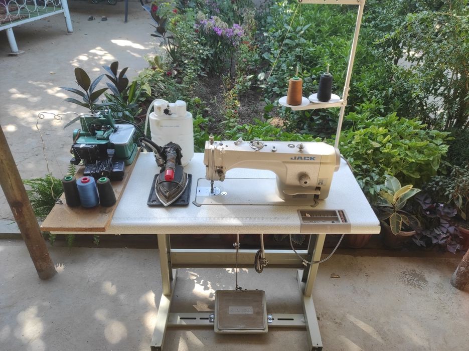 Тикув мошинаси ва оверлок (состояние зор)(Швейная машина и оверлок) фу