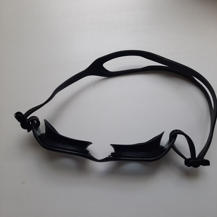 Очки для плавания