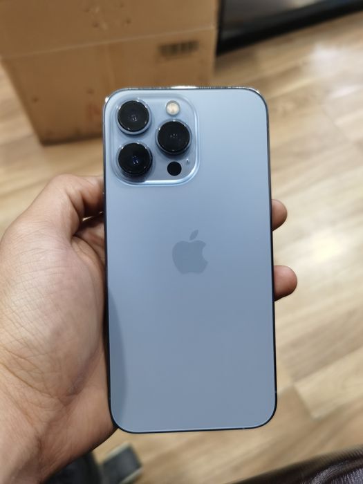 Продам Айфон 13 про