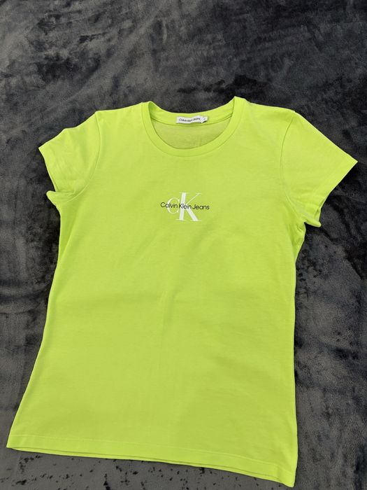 Calvin Klein тениска цвят лайм