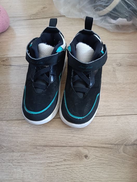 Adidasi Jordan/Nike 27