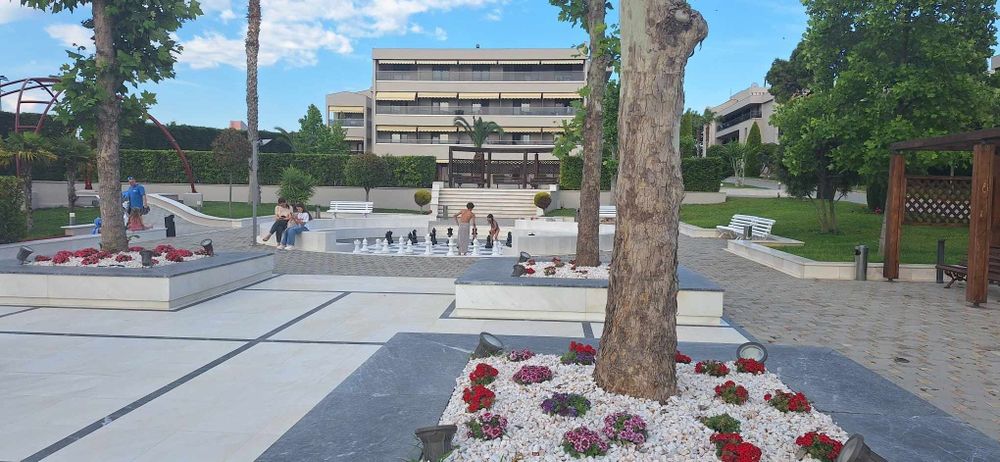 Бели декоративни камъни (тип чакъл от бял камък)за декорация на Градин