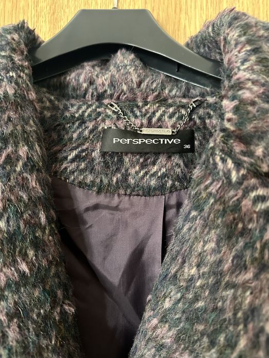 Красиво дамско палто с 50% вълна