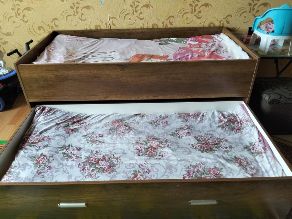 Продам детскую мебель