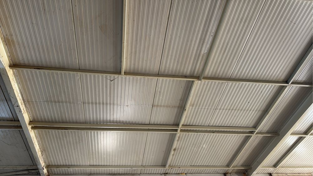 Hala metalica la cheie   12x17x3m cu panouri sandwich demontaj inclus