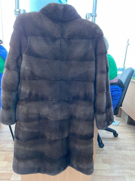 Продам шубу 42 р-р