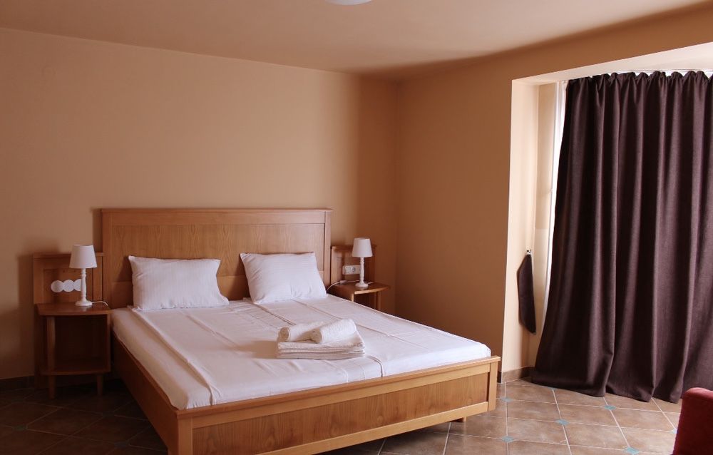 Cazare în Deva – camere, preț 120 lei/noapte