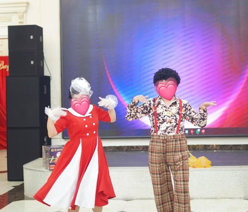 Жаңа жылға арналған ретро киім. Заказбен тіктірдік. Өте әдемі. З