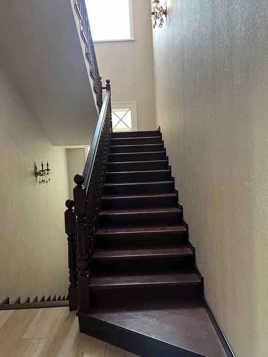 Продаётся Евро-дом Амир Темур махалля 
Мирзо Улугбекский район 
Амир Т