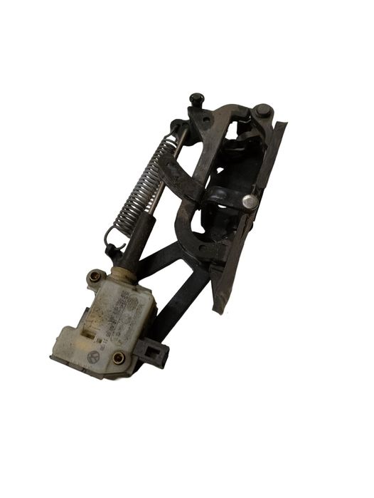 Incuietoare Capota Volkswagen Phaeton 3D_ 2002 - 2016