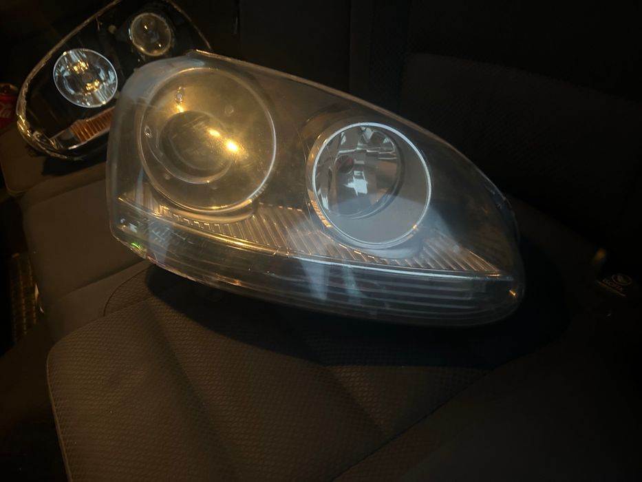 Vand faruri bi-xenon originale golf 5
