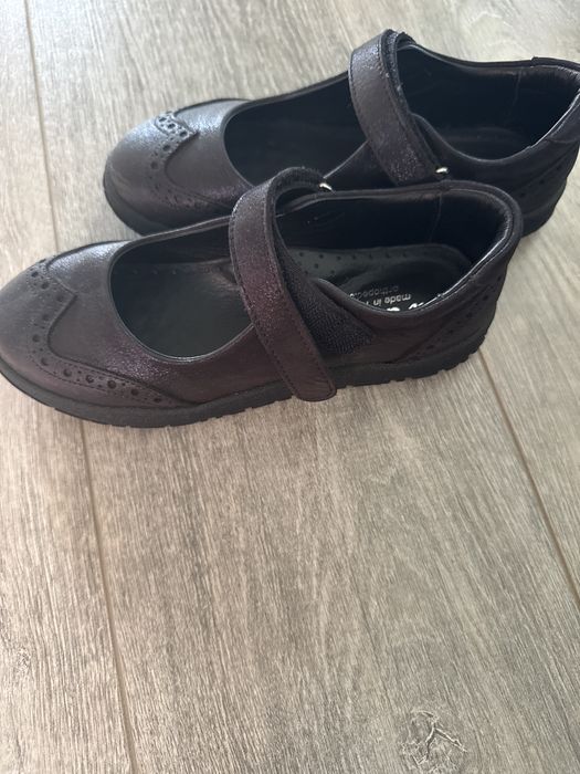 Туфли в школу для девочки